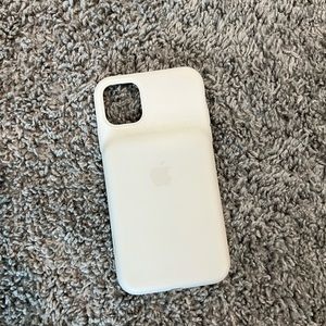 Apple IPhone 11 charging case